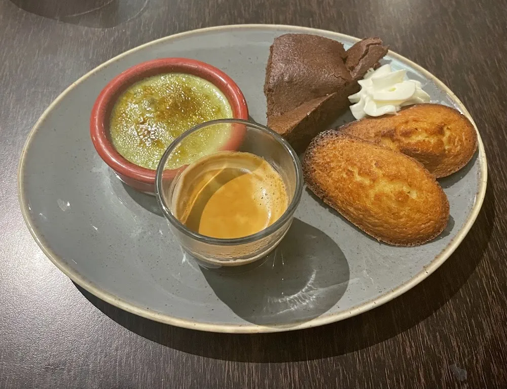 Café Gourmand